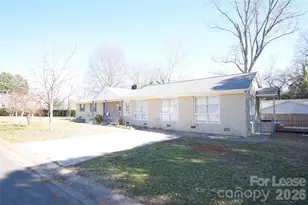 4201 University Dr, Charlotte, NC 28209 - Photo 1