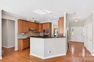 1458 Bedlington Dr NW, Charlotte, NC 28269 - Photo 10