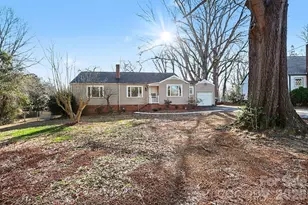 225 Valleyview Pl, Salisbury, NC 28144 - Photo 4