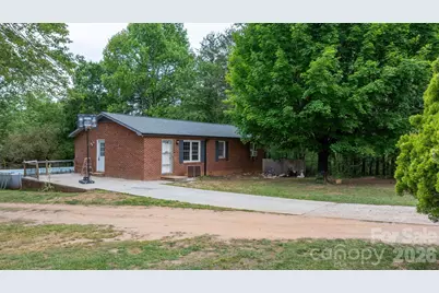 4917 Berkley Street, Morganton, NC 28655 - Photo 2