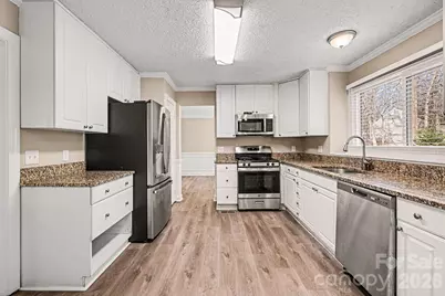 7208 Insdale Court, Charlotte, NC 28269 - Photo 14