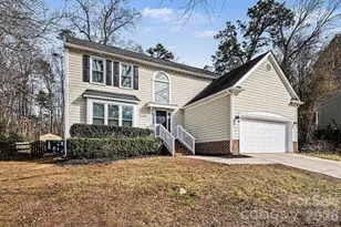 7208 Insdale Ct, Charlotte, NC 28269 - Photo 2