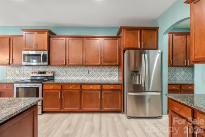 10229 Snowbell Court, Charlotte, NC 28215 - Photo 28