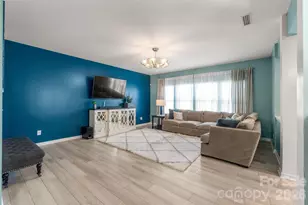 10229 Snowbell Ct, Charlotte, NC 28215 - Photo 34