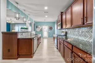 10229 Snowbell Ct, Charlotte, NC 28215 - Photo 32