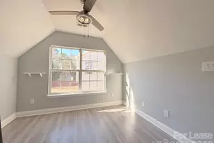 8907 Gerald Dr, Charlotte, NC 28217 - Photo 10