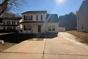 8907 Gerald Dr, Charlotte, NC 28217 - Photo 2