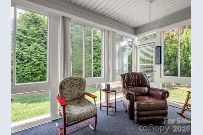 20 Country Meadows Lane, Hendersonville, NC 28792 - Photo 16