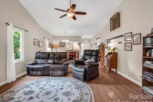 20 Country Meadows Ln, Hendersonville, NC 28792 - Photo 14