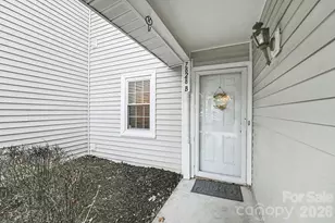 7828 Davinci Ln, Charlotte, NC 28226 - Photo 4