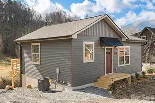 186 Travelers Point, Waynesville, NC 28785 - Photo 2