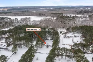 246 Barbary Dr, Statesville, NC 28677 - Photo 2