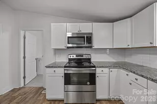 246 Barbary Dr, Statesville, NC 28677 - Photo 14