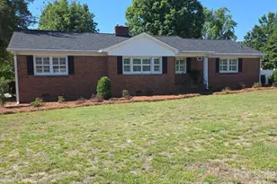 313 W Pigg St, Pageland, SC 29728 - Photo 2