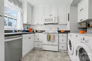 4609 Coronado Dr, Charlotte, NC 28212 - Photo 2