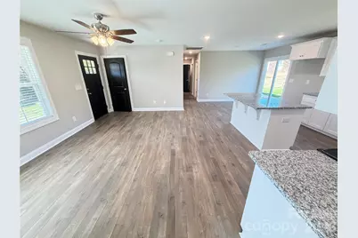 535 Martin Luther King Jr Avenue, Kannapolis, NC 28083 - Photo 14