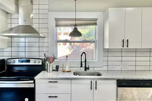 3205 Brixton Ct, Charlotte, NC 28205 - Photo 8