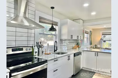 3205 Brixton Court, Charlotte, NC 28205 - Photo 10