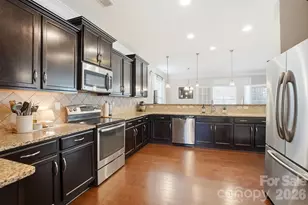 11901 Kimberfield Rd, Matthews, NC 28105 - Photo 8