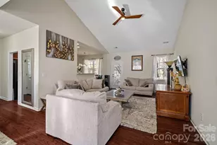 136 Grove End Rd, Fletcher, NC 28732 - Photo 6