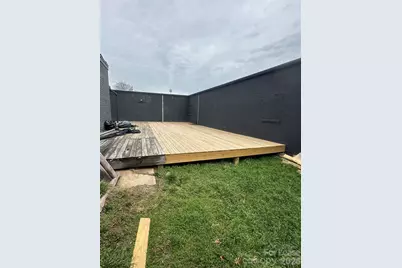 2928 Rozzelles Ferry Road, Charlotte, NC 28208 - Photo 2