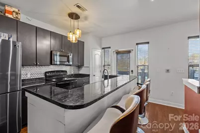 819 Seigle Point Drive, Charlotte, NC 28204 - Photo 14