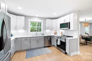 15 Pine Ridge Ct, Fletcher, NC 28732 - Photo 8