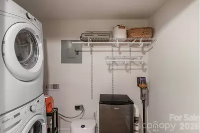 6038 Netherwood Drive, Charlotte, NC 28210 - Photo 30