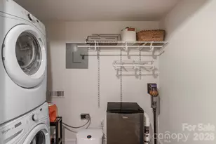 6038 Netherwood Dr, Charlotte, NC 28210 - Photo 30