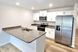 6012 Faron Wy, Charlotte, NC 28262 - Photo 2