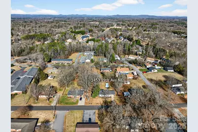 1453 19th Avenue NE, Hickory, NC 28601 - Photo 6