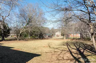 1453 19th Ave NE, Hickory, NC 28601 - Photo 8