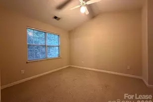 6007 Cougar Ln, Charlotte, NC 28269 - Photo 8