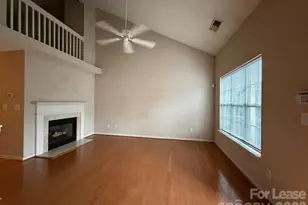 6007 Cougar Ln, Charlotte, NC 28269 - Photo 6