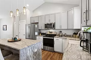 133 Ridge Rd, Candler, NC 28715 - Photo 8