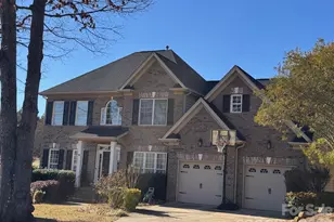 5006 Shannamara Dr, Matthews, NC 28104 - Photo 2