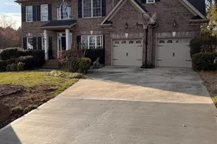 5006 Shannamara Dr, Matthews, NC 28104 - Photo 1