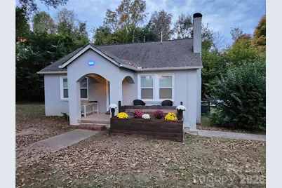 4033 W Tyvola Road, Charlotte, NC 28208 - Photo 1