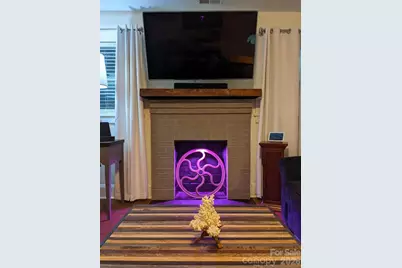 4033 W Tyvola Road, Charlotte, NC 28208 - Photo 10