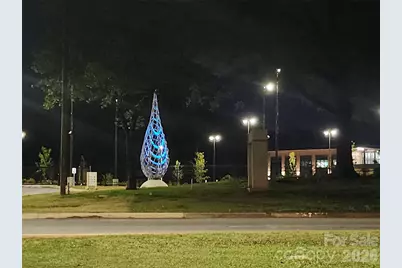 4033 W Tyvola Road, Charlotte, NC 28208 - Photo 2