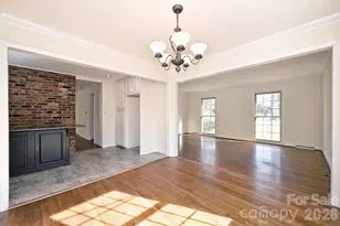 3638 Champaign St, Charlotte, NC 28210 - Photo 8