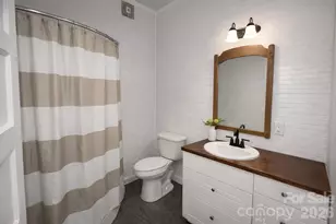 129 11th St, Spencer, NC 28159 - Photo 8