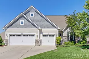 16541 Cozy Cove Rd, Charlotte, NC 28278 - Photo 2