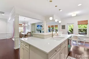 6024 Union Pacific Ave, Charlotte, NC 28210 - Photo 10