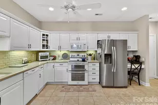 9830 Willow Bark Ct, Charlotte, NC 28210 - Photo 14