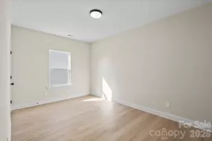 1562 7th Ave Dr SW, Hickory, NC 28602 - Photo 16