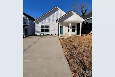 1562 7th Avenue Drive SW, Hickory, NC 28602 - Photo 1