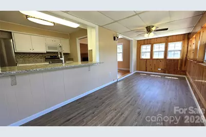 1627 Greenville Highway, Hendersonville, NC 28792 - Photo 20