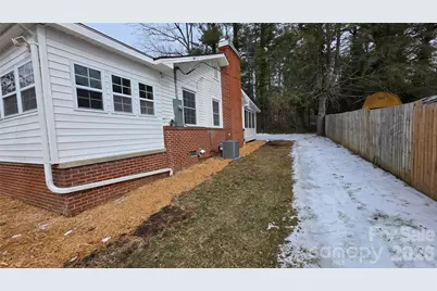 1627 Greenville Highway, Hendersonville, NC 28792 - Photo 38