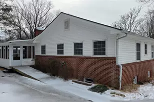 1627 Greenville Hwy, Hendersonville, NC 28792 - Photo 1